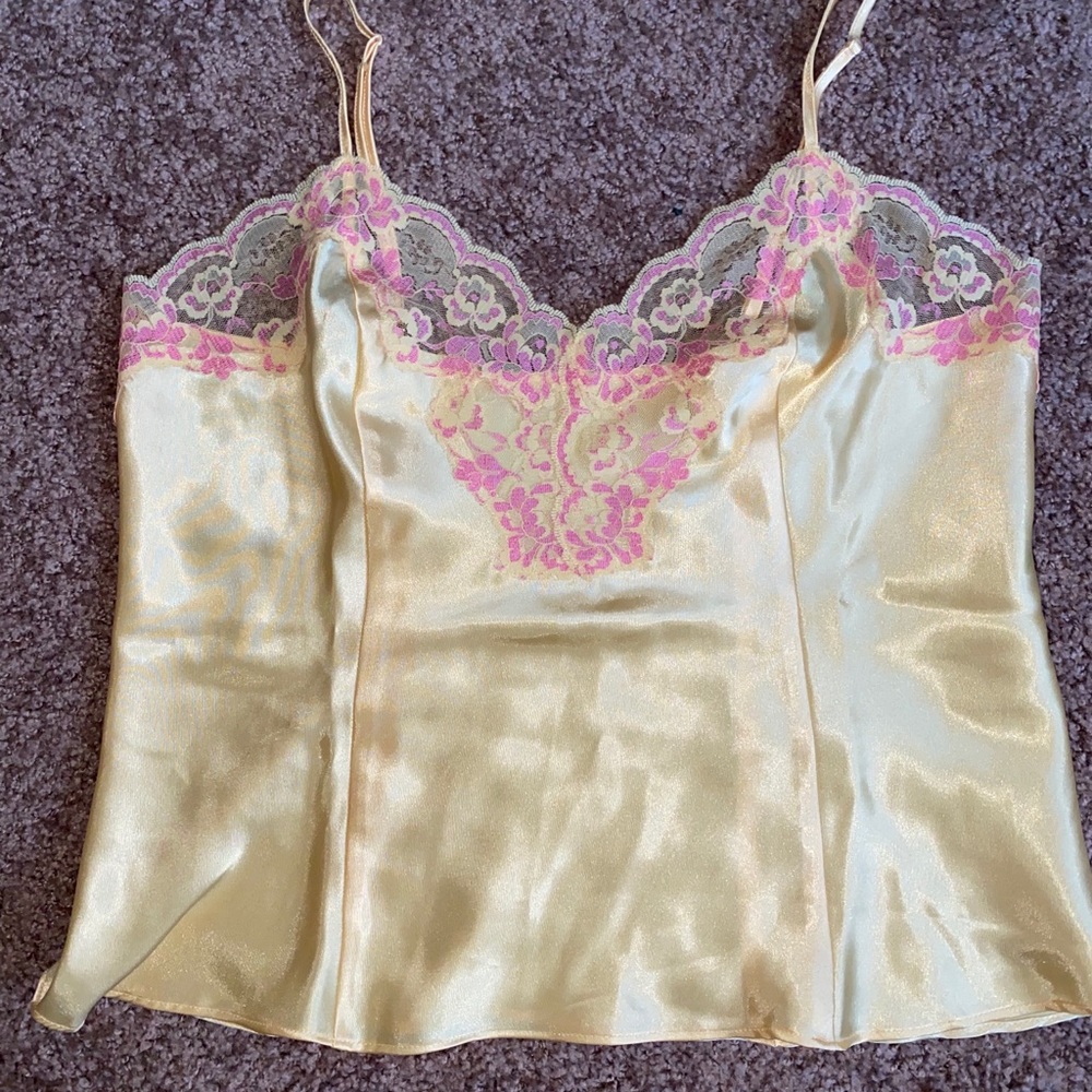 ‼️SOLD‼️silk lace top